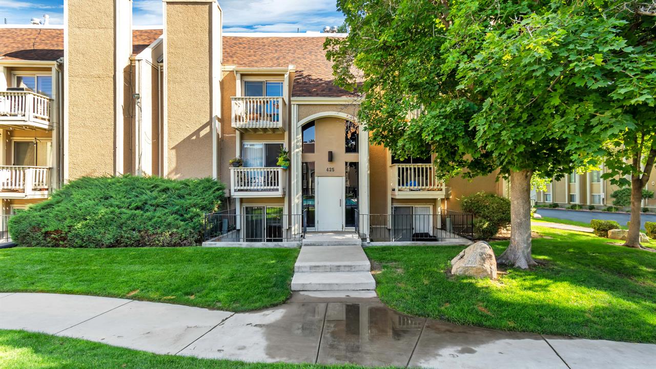 Creekside Circle Take it to The Bank